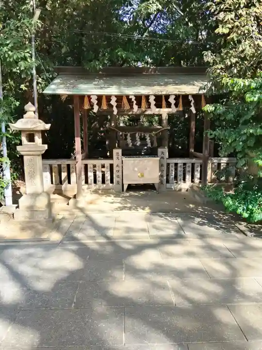 山阪神社の{uncategorized: "未分類", other: "その他", undefined: "問題あり", building: "その他建物", grave: "お墓", sacred_gate: "鳥居", guardian: "狛犬", statue: "像", buddha: "仏像", history: "歴史", nature: "自然", garden: "庭園", animal: "動物", pagoda: "塔", temizu: "手水舎", mountain_gate: "山門・神門", sanctuary: "本殿・本堂", subordinate: "末社・摂社", art: "芸術", scenery: "景色", jizo: "地蔵", ema: "絵馬", goshuin: "御朱印", omikuji: "おみくじ", items: "授与品その他", amulet: "お守り", goshuincho: "御朱印帳", eats: "食事", festival: "お祭り", votive_dance: "神楽", shichigosan: "七五三参", wedding: "結婚式", experience: "体験その他", initially: "初詣", around: "周辺", anti_infection: "感染症対策"}