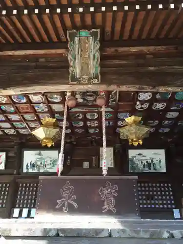 恩徳寺の本殿