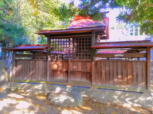 折戸八幡社の末社・摂社