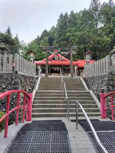 金蛇水神社の{uncategorized: "未分類", other: "その他", undefined: "問題あり", building: "その他建物", grave: "お墓", sacred_gate: "鳥居", guardian: "狛犬", statue: "像", buddha: "仏像", history: "歴史", nature: "自然", garden: "庭園", animal: "動物", pagoda: "塔", temizu: "手水舎", mountain_gate: "山門・神門", sanctuary: "本殿・本堂", subordinate: "末社・摂社", art: "芸術", scenery: "景色", jizo: "地蔵", ema: "絵馬", goshuin: "御朱印", omikuji: "おみくじ", items: "授与品その他", amulet: "お守り", goshuincho: "御朱印帳", eats: "食事", festival: "お祭り", votive_dance: "神楽", shichigosan: "七五三参", wedding: "結婚式", experience: "体験その他", initially: "初詣", around: "周辺", anti_infection: "感染症対策"}