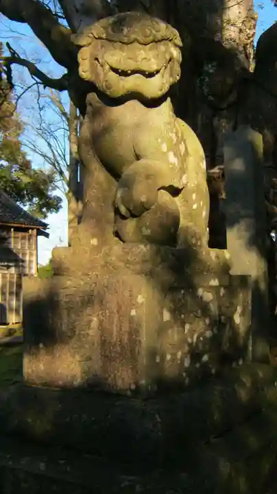 鵜川神社の狛犬