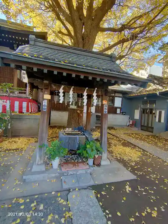 宇迦八幡宮の手水舎