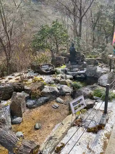 徳善院明王密寺の庭園