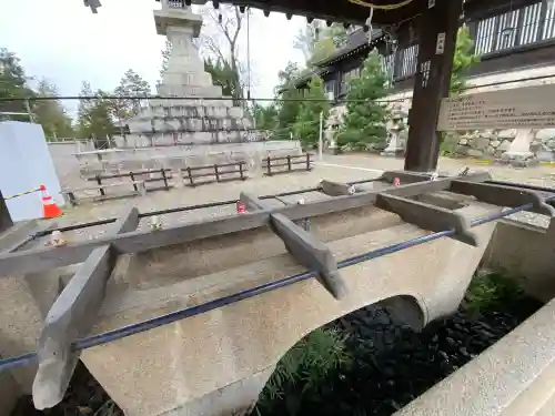 吉備津彦神社の{uncategorized: "未分類", other: "その他", undefined: "問題あり", building: "その他建物", grave: "お墓", sacred_gate: "鳥居", guardian: "狛犬", statue: "像", buddha: "仏像", history: "歴史", nature: "自然", garden: "庭園", animal: "動物", pagoda: "塔", temizu: "手水舎", mountain_gate: "山門・神門", sanctuary: "本殿・本堂", subordinate: "末社・摂社", art: "芸術", scenery: "景色", jizo: "地蔵", ema: "絵馬", goshuin: "御朱印", omikuji: "おみくじ", items: "授与品その他", amulet: "お守り", goshuincho: "御朱印帳", eats: "食事", festival: "お祭り", votive_dance: "神楽", shichigosan: "七五三参", wedding: "結婚式", experience: "体験その他", initially: "初詣", around: "周辺", anti_infection: "感染症対策"}