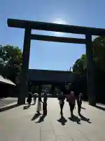靖國神社の{uncategorized: "未分類", other: "その他", undefined: "問題あり", building: "その他建物", grave: "お墓", sacred_gate: "鳥居", guardian: "狛犬", statue: "像", buddha: "仏像", history: "歴史", nature: "自然", garden: "庭園", animal: "動物", pagoda: "塔", temizu: "手水舎", mountain_gate: "山門・神門", sanctuary: "本殿・本堂", subordinate: "末社・摂社", art: "芸術", scenery: "景色", jizo: "地蔵", ema: "絵馬", goshuin: "御朱印", omikuji: "おみくじ", items: "授与品その他", amulet: "お守り", goshuincho: "御朱印帳", eats: "食事", festival: "お祭り", votive_dance: "神楽", shichigosan: "七五三参", wedding: "結婚式", experience: "体験その他", initially: "初詣", around: "周辺", anti_infection: "感染症対策"}