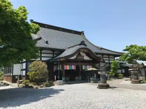 法長寺の本殿