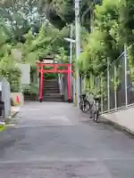 東山稲荷神社の鳥居