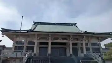鮮明寺の本殿・本堂