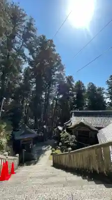 長命寺の{uncategorized: "未分類", other: "その他", undefined: "問題あり", building: "その他建物", grave: "お墓", sacred_gate: "鳥居", guardian: "狛犬", statue: "像", buddha: "仏像", history: "歴史", nature: "自然", garden: "庭園", animal: "動物", pagoda: "塔", temizu: "手水舎", mountain_gate: "山門・神門", sanctuary: "本殿・本堂", subordinate: "末社・摂社", art: "芸術", scenery: "景色", jizo: "地蔵", ema: "絵馬", goshuin: "御朱印", omikuji: "おみくじ", items: "授与品その他", amulet: "お守り", goshuincho: "御朱印帳", eats: "食事", festival: "お祭り", votive_dance: "神楽", shichigosan: "七五三参", wedding: "結婚式", experience: "体験その他", initially: "初詣", around: "周辺", anti_infection: "感染症対策"}