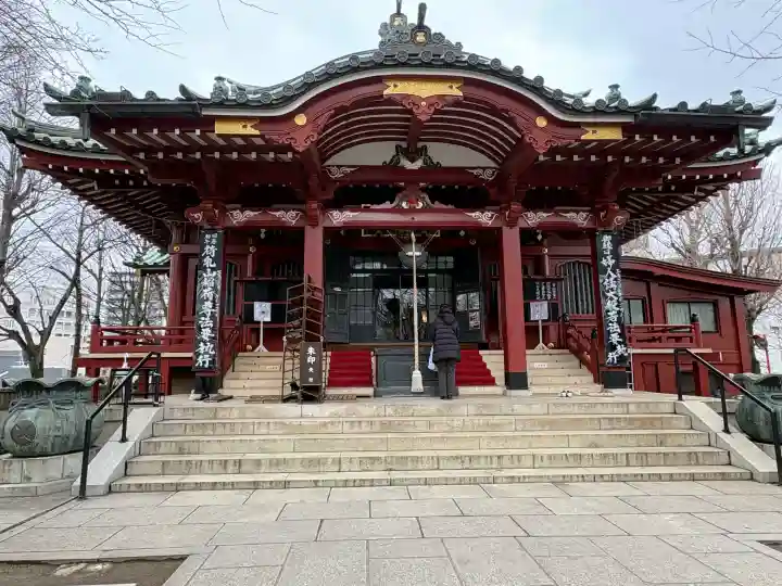 待乳山聖天(本龍院)の{uncategorized: "未分類", other: "その他", undefined: "問題あり", building: "その他建物", grave: "お墓", sacred_gate: "鳥居", guardian: "狛犬", statue: "像", buddha: "仏像", history: "歴史", nature: "自然", garden: "庭園", animal: "動物", pagoda: "塔", temizu: "手水舎", mountain_gate: "山門・神門", sanctuary: "本殿・本堂", subordinate: "末社・摂社", art: "芸術", scenery: "景色", jizo: "地蔵", ema: "絵馬", goshuin: "御朱印", omikuji: "おみくじ", items: "授与品その他", amulet: "お守り", goshuincho: "御朱印帳", eats: "食事", festival: "お祭り", votive_dance: "神楽", shichigosan: "七五三参", wedding: "結婚式", experience: "体験その他", initially: "初詣", around: "周辺", anti_infection: "感染症対策"}