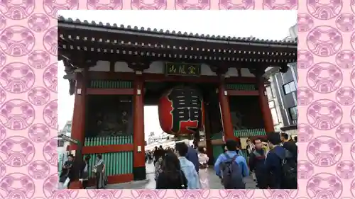浅草寺の山門・神門