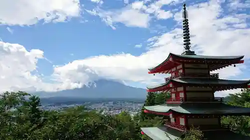 新倉富士浅間神社の景色