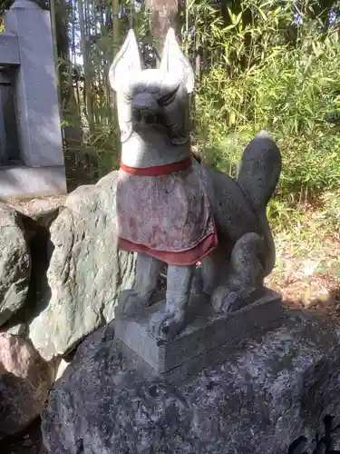 おちょぼ稲荷故里の宮の狛犬