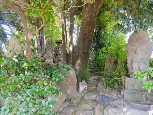 片山八幡社の末社・摂社