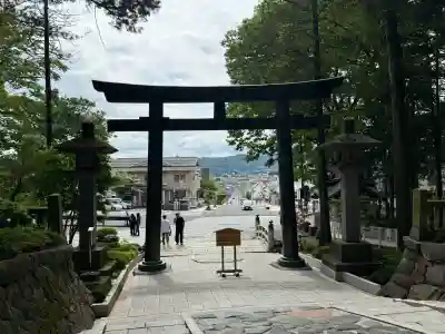 諏訪大社下社秋宮(長野県)