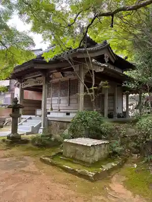 花山院菩提寺の末社・摂社