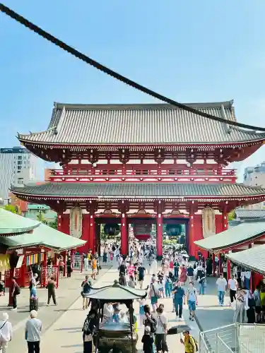 浅草寺の{uncategorized: "未分類", other: "その他", undefined: "問題あり", building: "その他建物", grave: "お墓", sacred_gate: "鳥居", guardian: "狛犬", statue: "像", buddha: "仏像", history: "歴史", nature: "自然", garden: "庭園", animal: "動物", pagoda: "塔", temizu: "手水舎", mountain_gate: "山門・神門", sanctuary: "本殿・本堂", subordinate: "末社・摂社", art: "芸術", scenery: "景色", jizo: "地蔵", ema: "絵馬", goshuin: "御朱印", omikuji: "おみくじ", items: "授与品その他", amulet: "お守り", goshuincho: "御朱印帳", eats: "食事", festival: "お祭り", votive_dance: "神楽", shichigosan: "七五三参", wedding: "結婚式", experience: "体験その他", initially: "初詣", around: "周辺", anti_infection: "感染症対策"}
