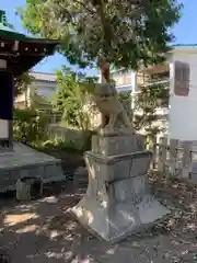 世直神社の狛犬