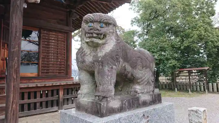 人丸神社(小中町)の狛犬