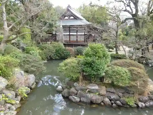 塩谷寺の庭園