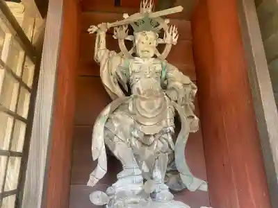 報恩講寺の{uncategorized: "未分類", other: "その他", undefined: "問題あり", building: "その他建物", grave: "お墓", sacred_gate: "鳥居", guardian: "狛犬", statue: "像", buddha: "仏像", history: "歴史", nature: "自然", garden: "庭園", animal: "動物", pagoda: "塔", temizu: "手水舎", mountain_gate: "山門・神門", sanctuary: "本殿・本堂", subordinate: "末社・摂社", art: "芸術", scenery: "景色", jizo: "地蔵", ema: "絵馬", goshuin: "御朱印", omikuji: "おみくじ", items: "授与品その他", amulet: "お守り", goshuincho: "御朱印帳", eats: "食事", festival: "お祭り", votive_dance: "神楽", shichigosan: "七五三参", wedding: "結婚式", experience: "体験その他", initially: "初詣", around: "周辺", anti_infection: "感染症対策"}