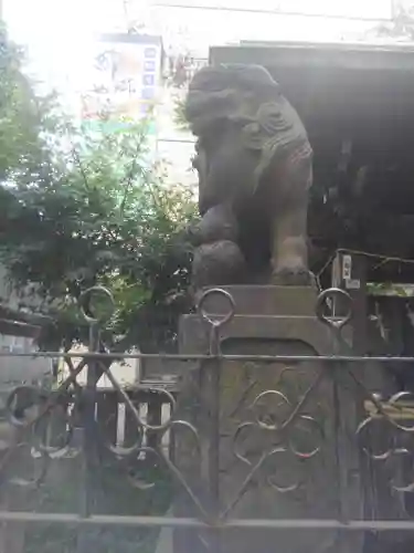 高山稲荷神社（旧鎮座地）の狛犬