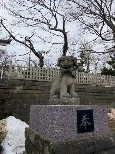 室蘭八幡宮の狛犬