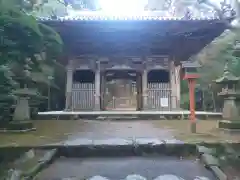 西山興隆寺の山門