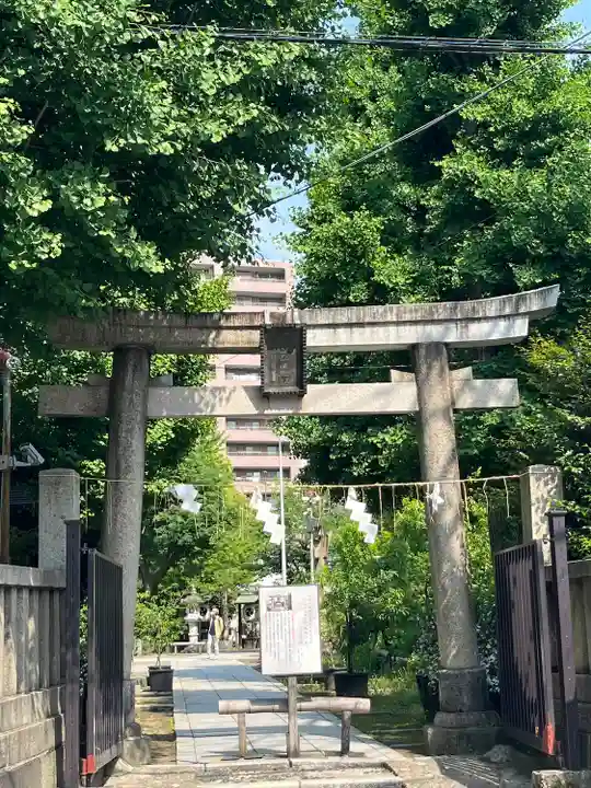素盞雄神社の鳥居