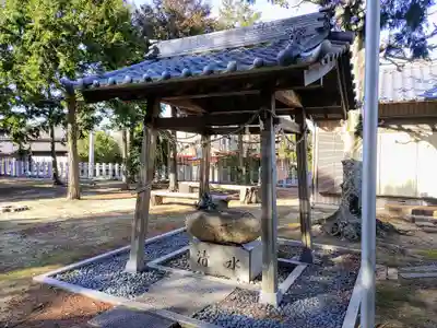 神明社(渕高)の手水舎
