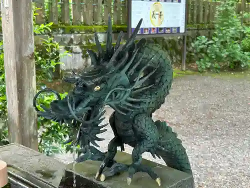 春日山神社(新潟県)