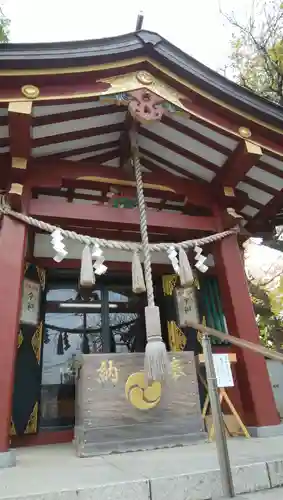 女塚神社の本殿・本堂