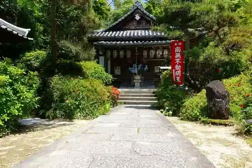 平等寺（三輪山平等寺）の本殿・本堂