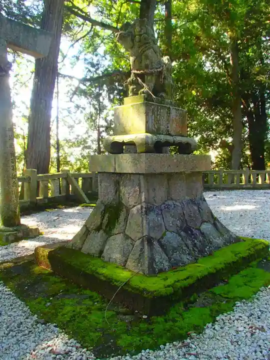 舟森山武並神社の狛犬