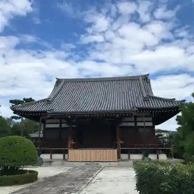 阿弥陀寺の本殿・本堂