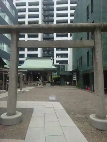 宮益御嶽神社の鳥居
