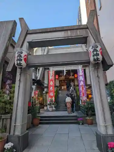 烏森神社の鳥居