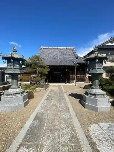 担景寺の本殿・本堂