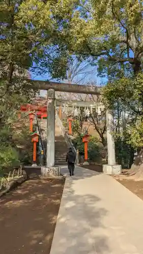 穴八幡宮の鳥居