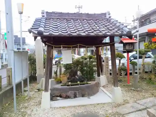 山神社（上宿山神社）の手水舎