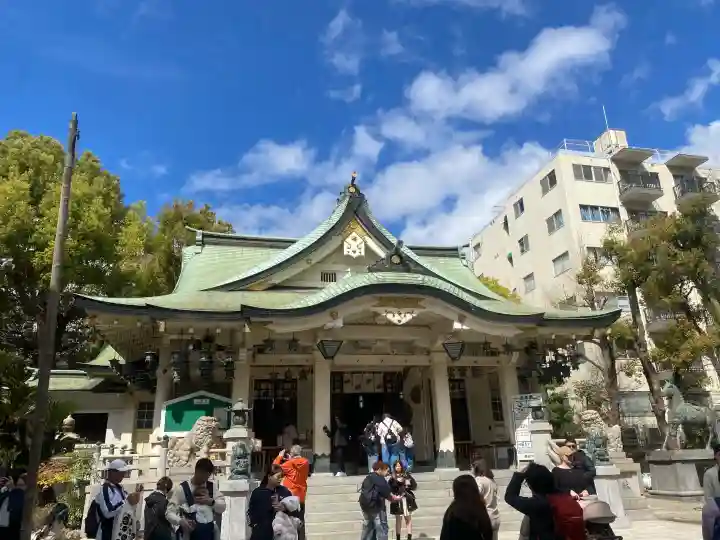 難波八阪神社の{uncategorized: "未分類", other: "その他", undefined: "問題あり", building: "その他建物", grave: "お墓", sacred_gate: "鳥居", guardian: "狛犬", statue: "像", buddha: "仏像", history: "歴史", nature: "自然", garden: "庭園", animal: "動物", pagoda: "塔", temizu: "手水舎", mountain_gate: "山門・神門", sanctuary: "本殿・本堂", subordinate: "末社・摂社", art: "芸術", scenery: "景色", jizo: "地蔵", ema: "絵馬", goshuin: "御朱印", omikuji: "おみくじ", items: "授与品その他", amulet: "お守り", goshuincho: "御朱印帳", eats: "食事", festival: "お祭り", votive_dance: "神楽", shichigosan: "七五三参", wedding: "結婚式", experience: "体験その他", initially: "初詣", around: "周辺", anti_infection: "感染症対策"}