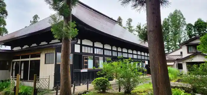 林泉寺の本殿