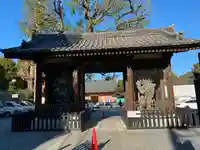 宝仙寺の山門・神門