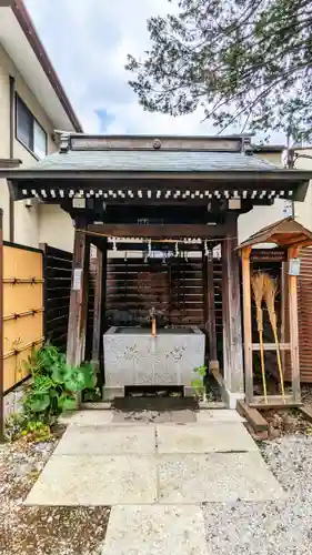 鎮守氷川神社の手水