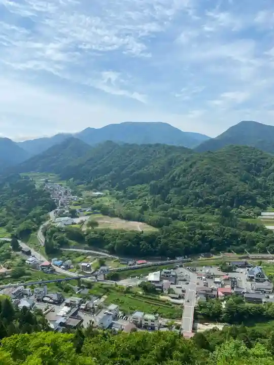 宝珠山 立石寺の{uncategorized: "未分類", other: "その他", undefined: "問題あり", building: "その他建物", grave: "お墓", sacred_gate: "鳥居", guardian: "狛犬", statue: "像", buddha: "仏像", history: "歴史", nature: "自然", garden: "庭園", animal: "動物", pagoda: "塔", temizu: "手水舎", mountain_gate: "山門・神門", sanctuary: "本殿・本堂", subordinate: "末社・摂社", art: "芸術", scenery: "景色", jizo: "地蔵", ema: "絵馬", goshuin: "御朱印", omikuji: "おみくじ", items: "授与品その他", amulet: "お守り", goshuincho: "御朱印帳", eats: "食事", festival: "お祭り", votive_dance: "神楽", shichigosan: "七五三参", wedding: "結婚式", experience: "体験その他", initially: "初詣", around: "周辺", anti_infection: "感染症対策"}