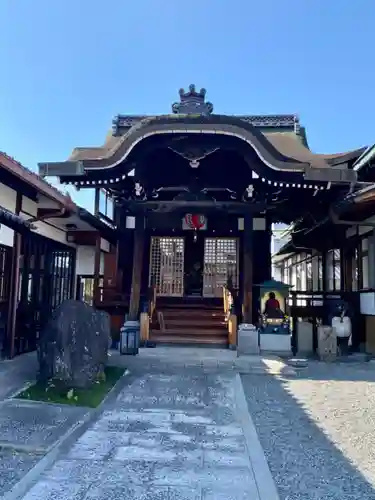 長圓寺の本殿・本堂