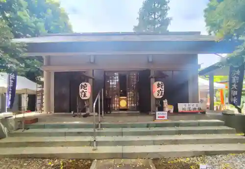 蛇窪神社の{uncategorized: "未分類", other: "その他", undefined: "問題あり", building: "その他建物", grave: "お墓", sacred_gate: "鳥居", guardian: "狛犬", statue: "像", buddha: "仏像", history: "歴史", nature: "自然", garden: "庭園", animal: "動物", pagoda: "塔", temizu: "手水舎", mountain_gate: "山門・神門", sanctuary: "本殿・本堂", subordinate: "末社・摂社", art: "芸術", scenery: "景色", jizo: "地蔵", ema: "絵馬", goshuin: "御朱印", omikuji: "おみくじ", items: "授与品その他", amulet: "お守り", goshuincho: "御朱印帳", eats: "食事", festival: "お祭り", votive_dance: "神楽", shichigosan: "七五三参", wedding: "結婚式", experience: "体験その他", initially: "初詣", around: "周辺", anti_infection: "感染症対策"}