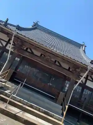 徳証寺の本殿・本堂