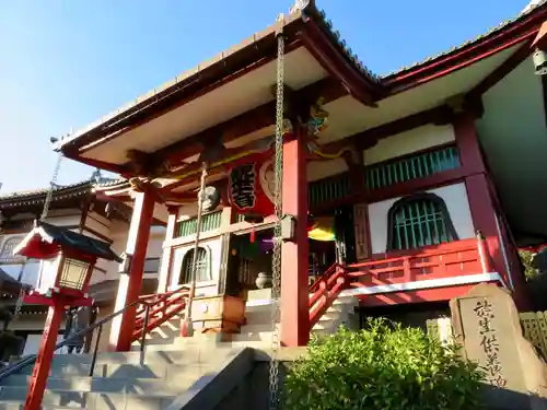 放生寺の本殿・本堂