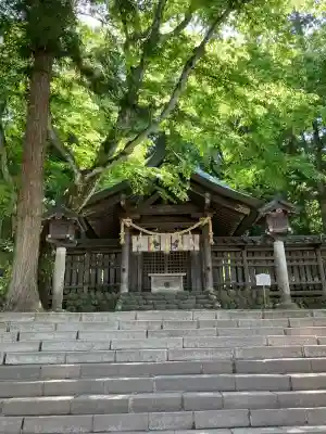 諏訪大社上社前宮の{uncategorized: "未分類", other: "その他", undefined: "問題あり", building: "その他建物", grave: "お墓", sacred_gate: "鳥居", guardian: "狛犬", statue: "像", buddha: "仏像", history: "歴史", nature: "自然", garden: "庭園", animal: "動物", pagoda: "塔", temizu: "手水舎", mountain_gate: "山門・神門", sanctuary: "本殿・本堂", subordinate: "末社・摂社", art: "芸術", scenery: "景色", jizo: "地蔵", ema: "絵馬", goshuin: "御朱印", omikuji: "おみくじ", items: "授与品その他", amulet: "お守り", goshuincho: "御朱印帳", eats: "食事", festival: "お祭り", votive_dance: "神楽", shichigosan: "七五三参", wedding: "結婚式", experience: "体験その他", initially: "初詣", around: "周辺", anti_infection: "感染症対策"}